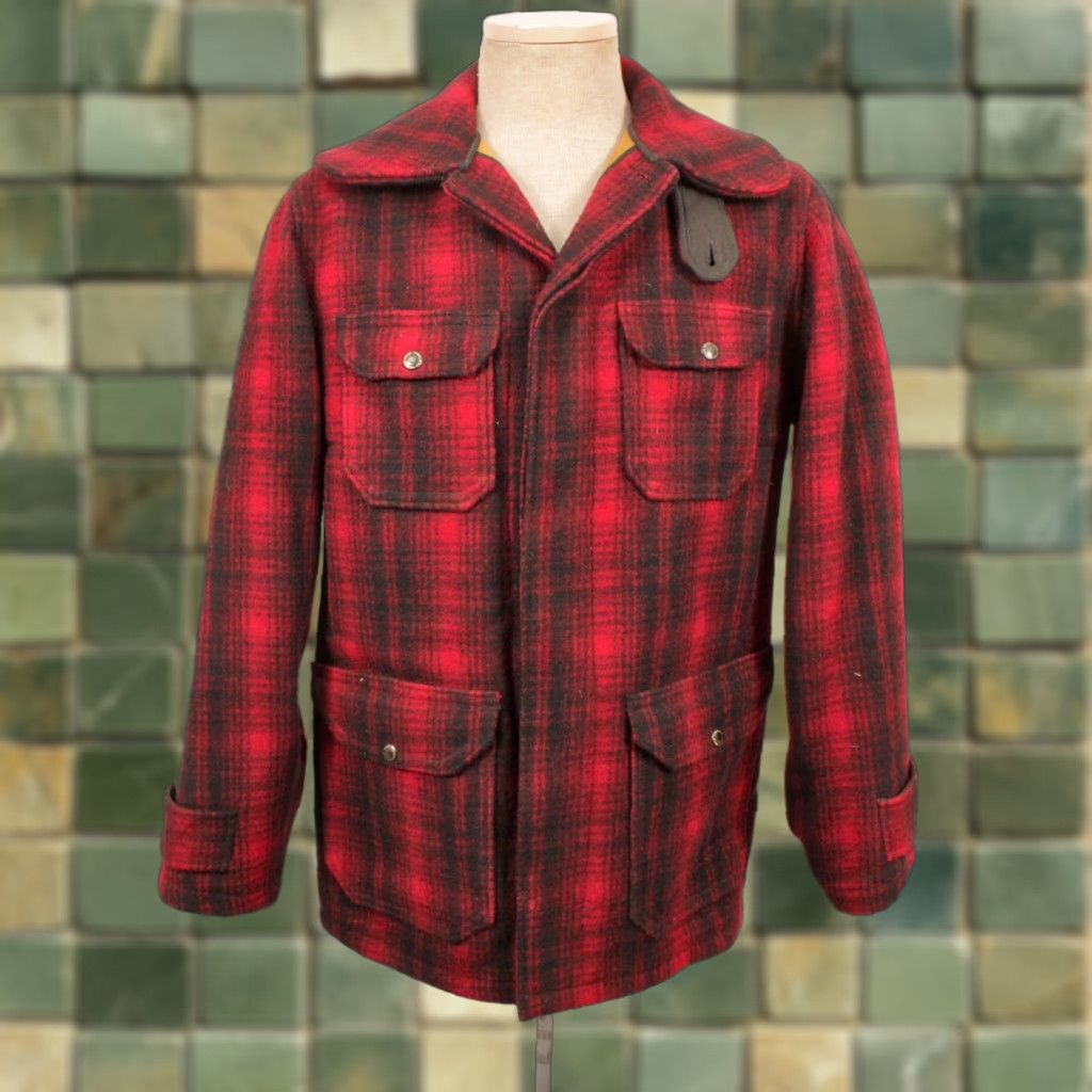Vintage Woolrich 50s Hunting Jacket Coat Wool Woolrich Red Plaid Wool SZ 36 Small Vintage Mens Coat Size US XXS / EU 40 - 1 Thumbnail