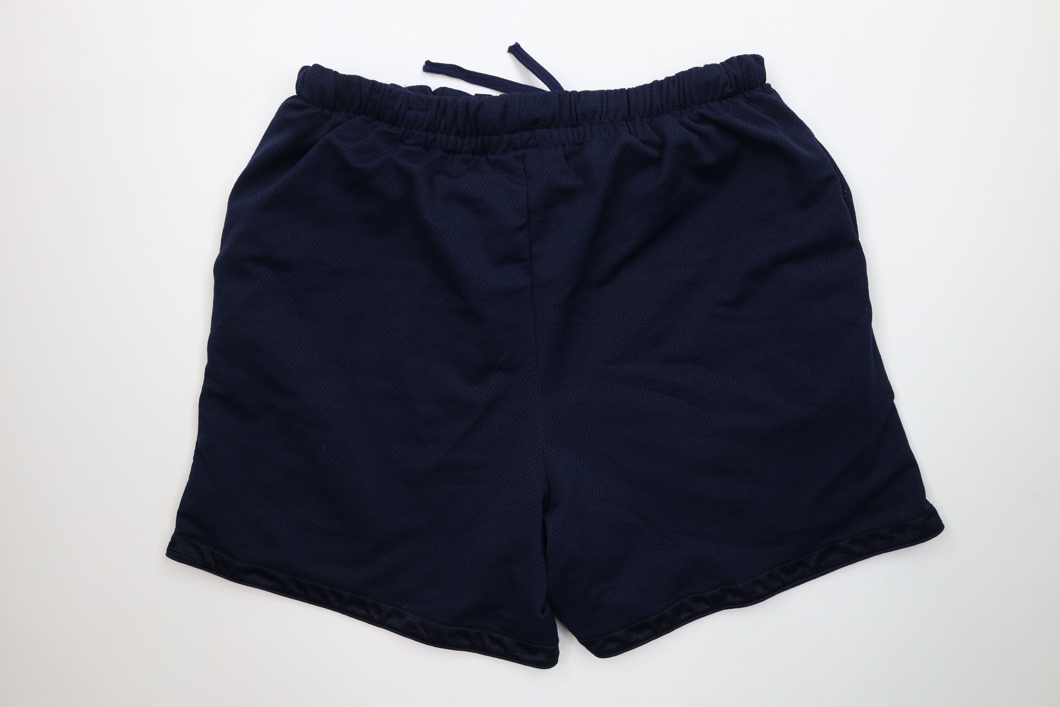 Vintage Vintage 90s And1 And One University of Michigan Shorts Size US 36 / EU 52 - 10 Thumbnail
