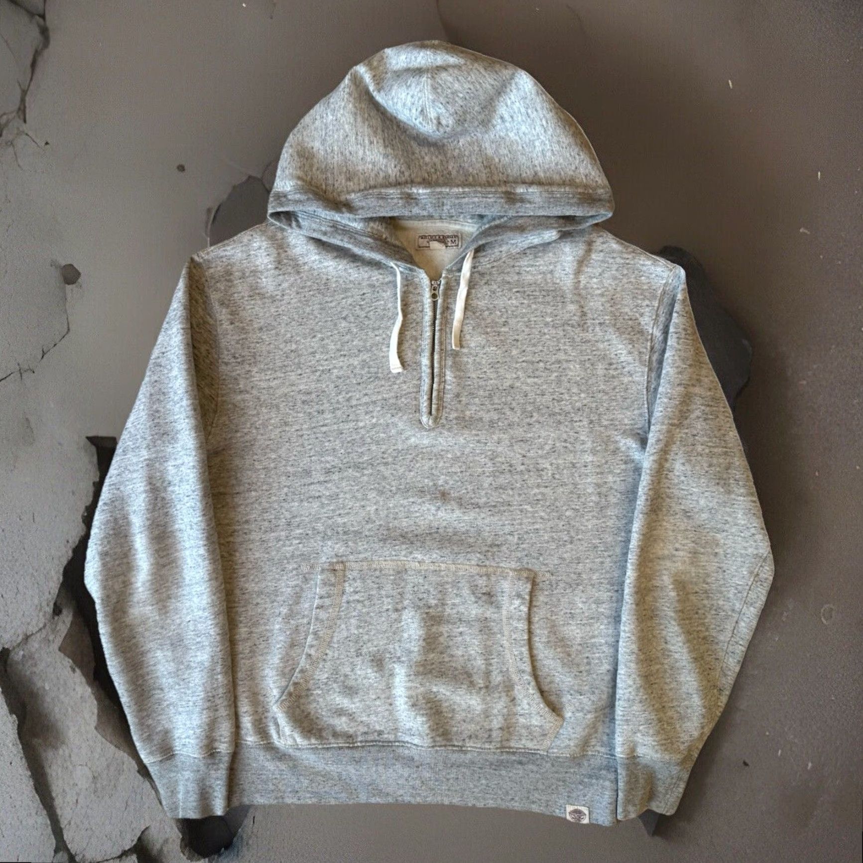 Wallace & Barnes Wallace & Barnes Hoodie Medium Gray 1/2 Zip Fleece Pullover New York Streetwear Men M Gray Hoodie 1/2 Zip Fleece Pullover Wallac e & Barnes Size US M / EU 48-50 / 2 - 2 Thumbnail
