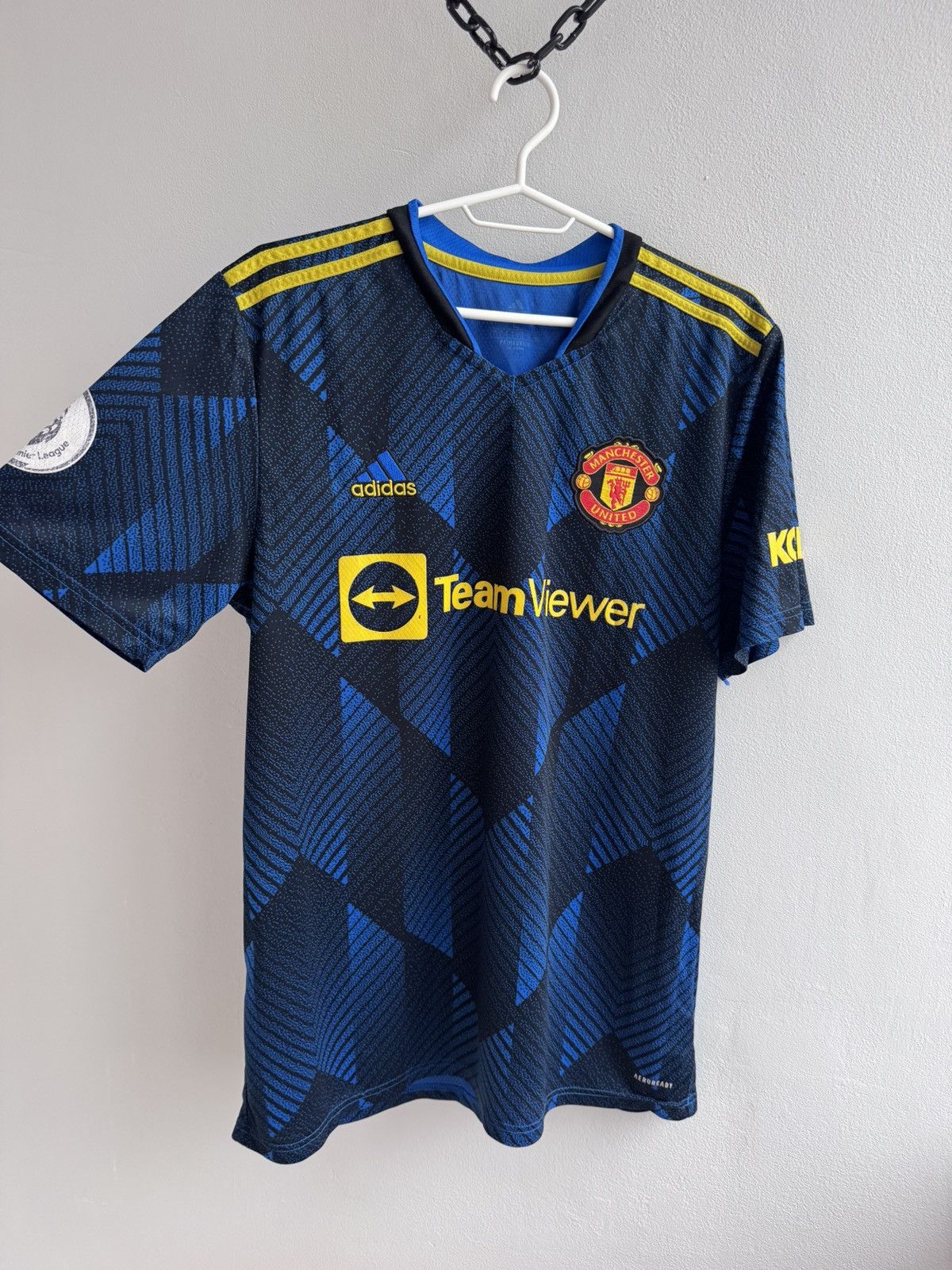 Adidas MANCHESTER UNITED 2021 2022 RONALDO #7 FOOTBALL SHIRT JERSEY Size US L / EU 52-54 / 3 - 5 Thumbnail