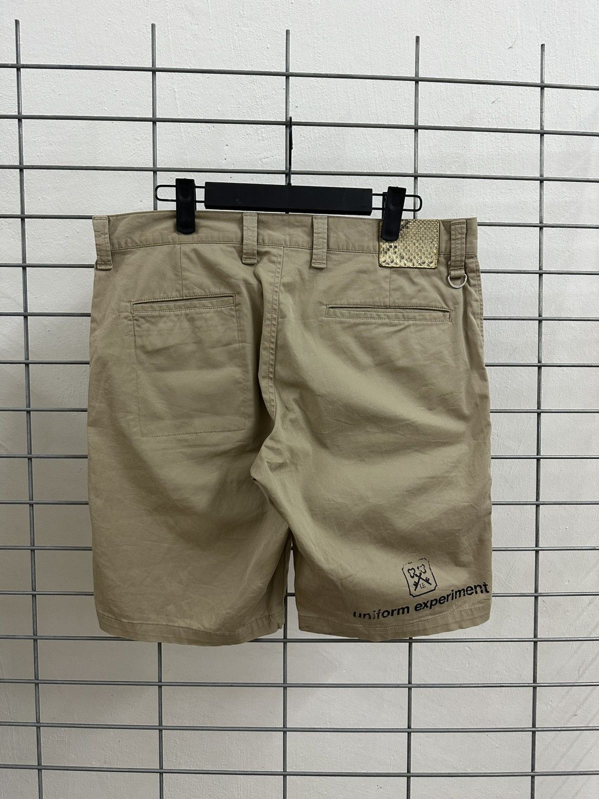 uniform experiment Rare And Beautiful Uniform Experiment Spell Out Shorts Size US 30 / EU 46 - 2 Thumbnail