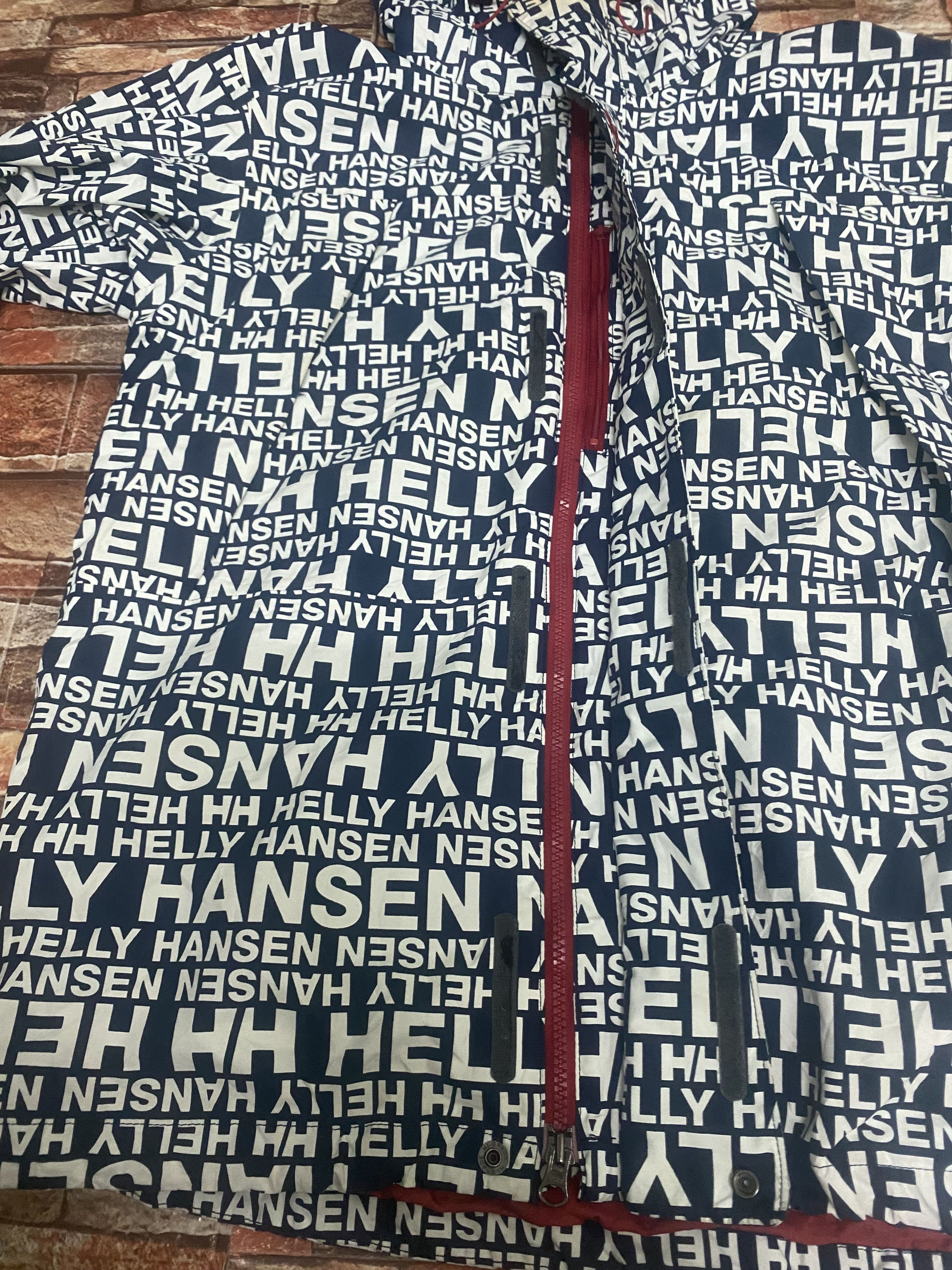 Helly Hansen Rare Helly Hansen Full Print Water Proof Hoodie Size US L / EU 52-54 / 3 - 8 Thumbnail