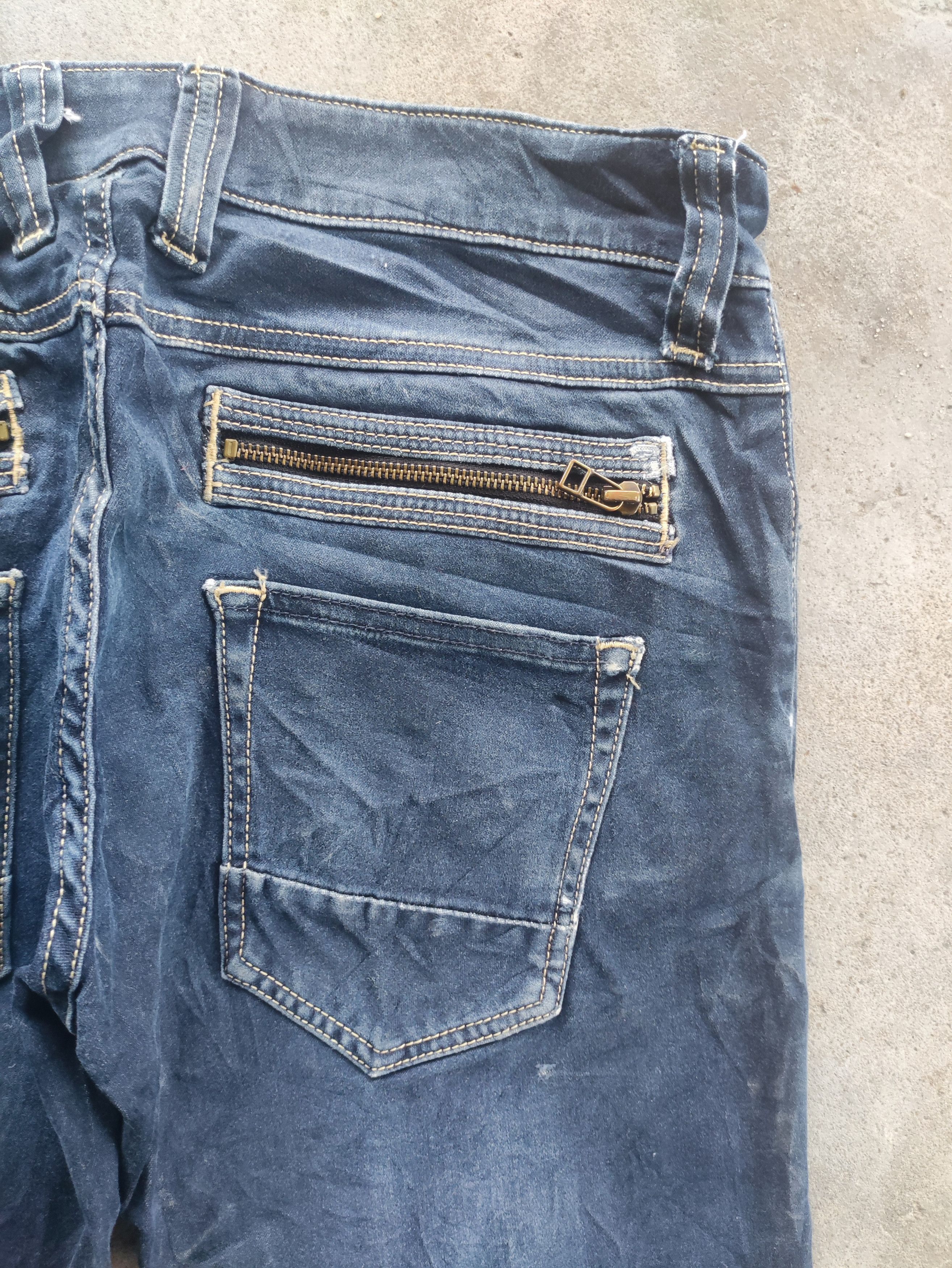 Japanese Brand Vintage Japanese Brand Straight Cut Ripped Pants Size US 34 / EU 50 - 11 Thumbnail
