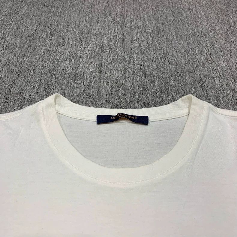 Louis Vuitton Louis Vuitton White embroidered small logo short sleeve Size US L / EU 52-54 / 3 - 7 Thumbnail