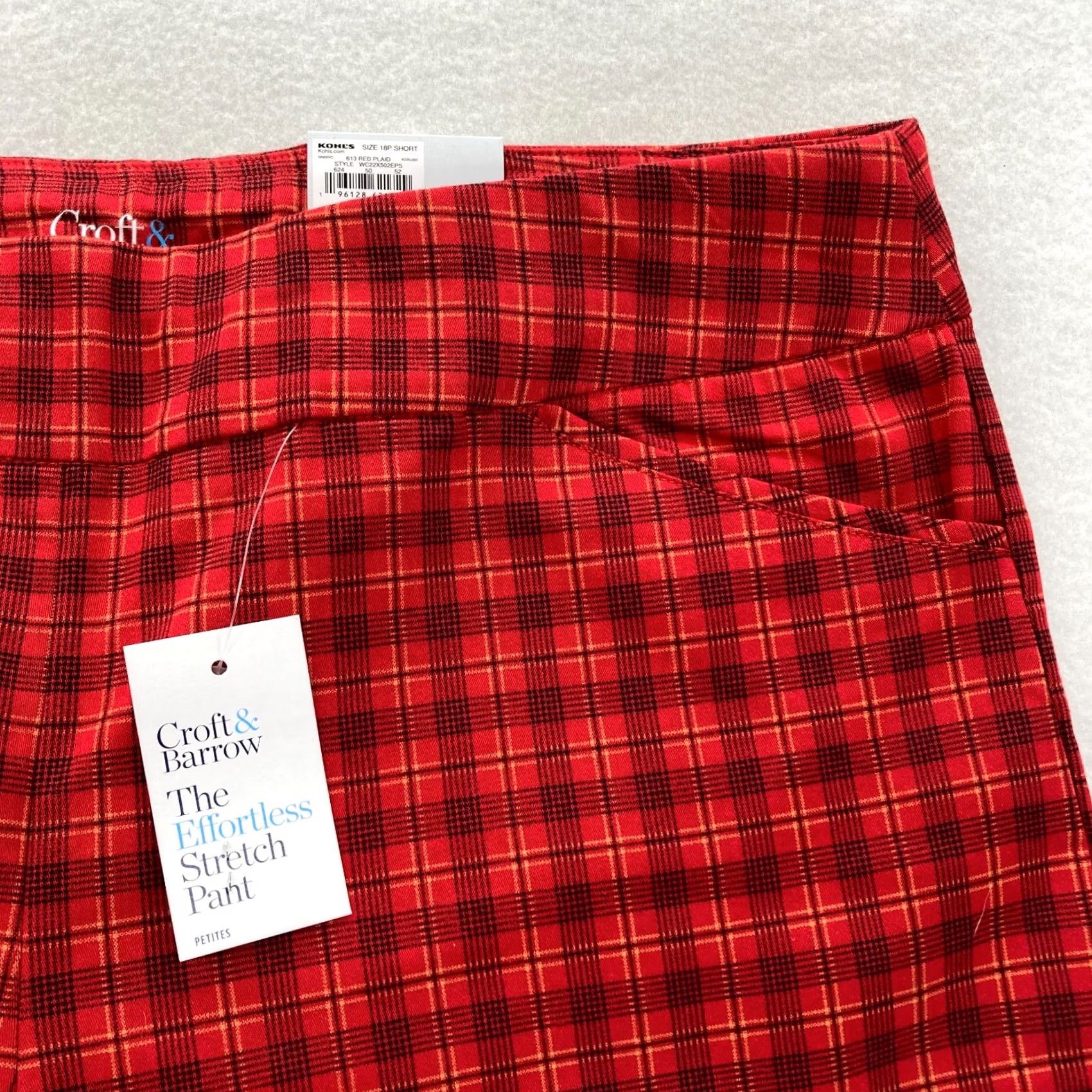 Croft & Barrow Croft & Barrow The Effortless Stretch Pant Women's 18P Red Plaid Stretch Pull On Pants Slim Straight Capris? Size 26" / US 2 / IT 38 - 3 Thumbnail