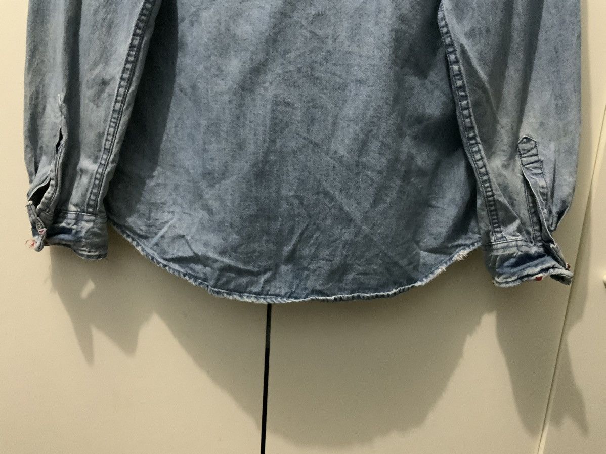 If Six Was Nine Mossimo Supply Co Distressed Denime Button Up Shirt Size US S / EU 44-46 / 1 - 8 Thumbnail
