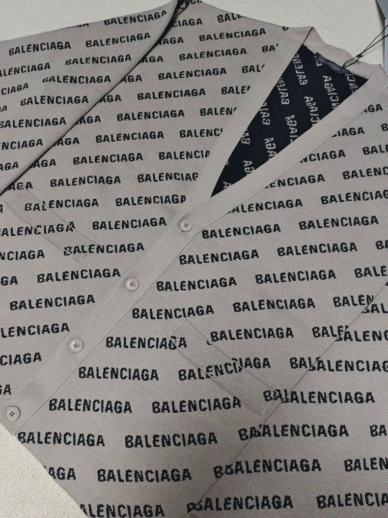 Balenciaga Balenciaga size 3 All-over alphabet knit sweater cardigan j Size US M / EU 48-50 / 2 - 3 Thumbnail