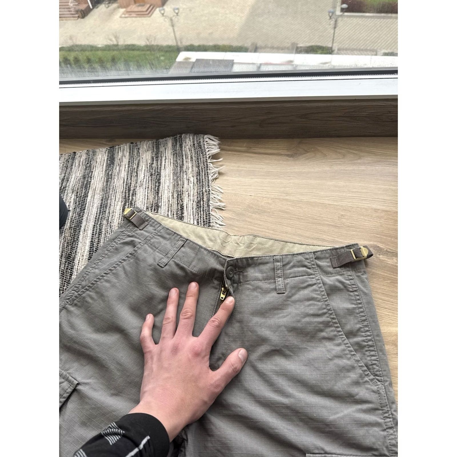 Carhartt VINTAGE Carhartt Aviation Cargo Bermuda Shorts Mens Size 30 Gray 90s 80s Retro USA Outdoor Cargo Style Logo Theme Size US 29 - 6 Thumbnail