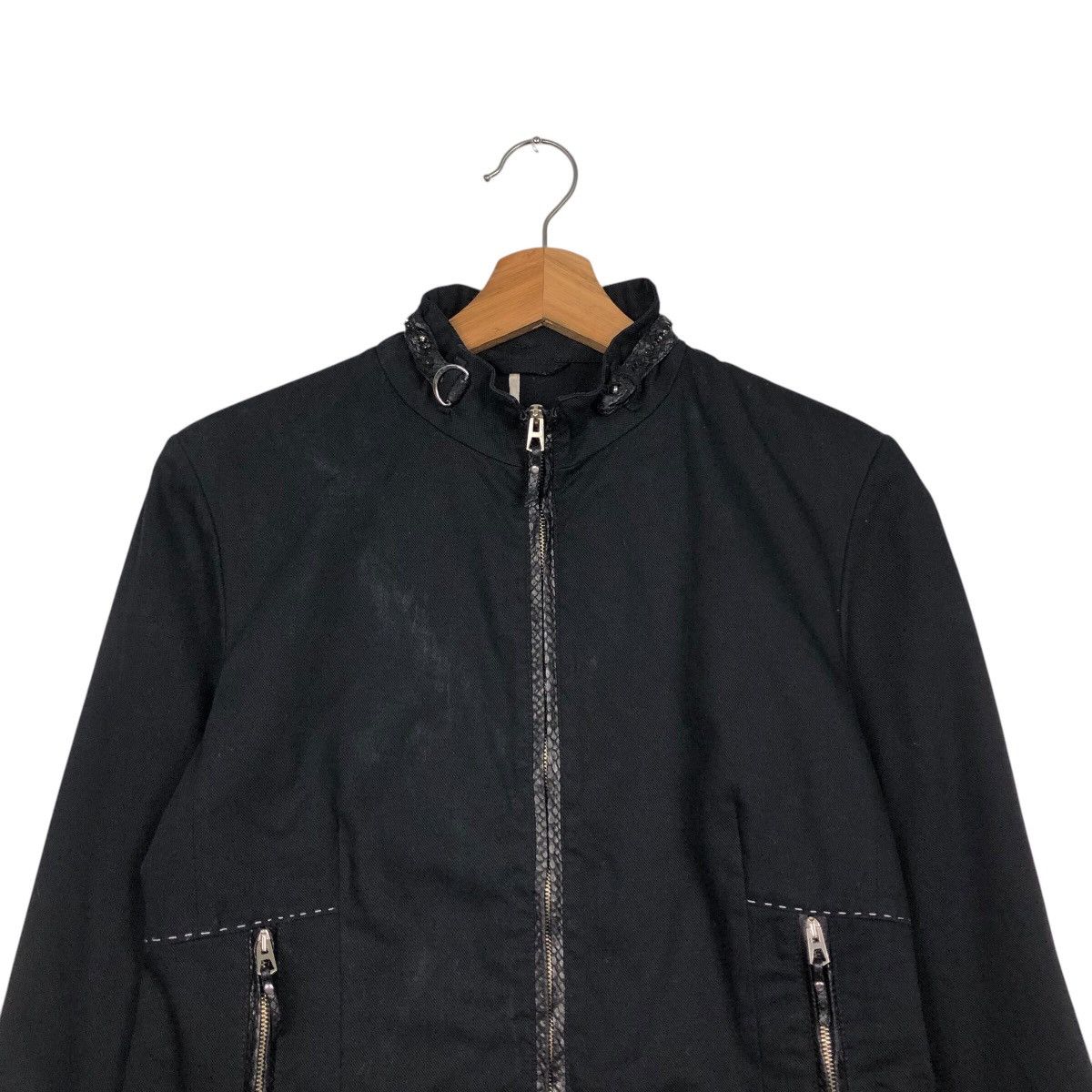 Vintage 📌Vintage Cropped Biker Jacket Visconf Made in Italy Size US M / EU 48-50 / 2 - 4 Thumbnail