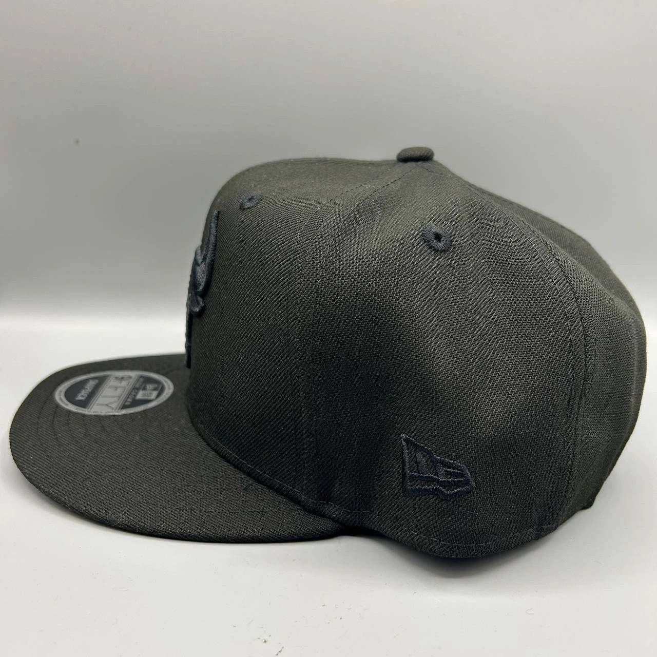 New Era Chicago Bulls Hat Men Black Snap Back Cap New High Crown Size ONE SIZE - 7 Thumbnail