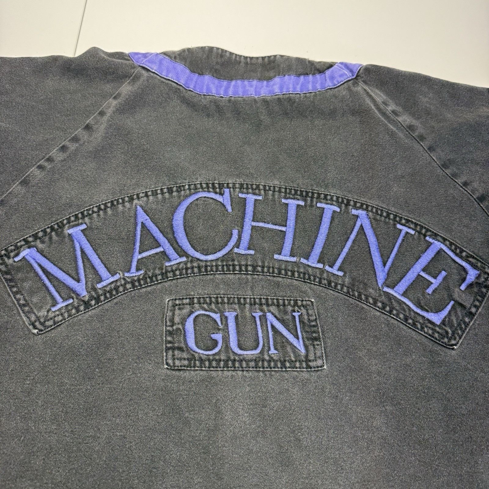 Vintage Vintage Machine Gun Shirt Mens Medium Faded Black Y2K 90s Em Size US M / EU 48-50 / 2 - 9 Thumbnail