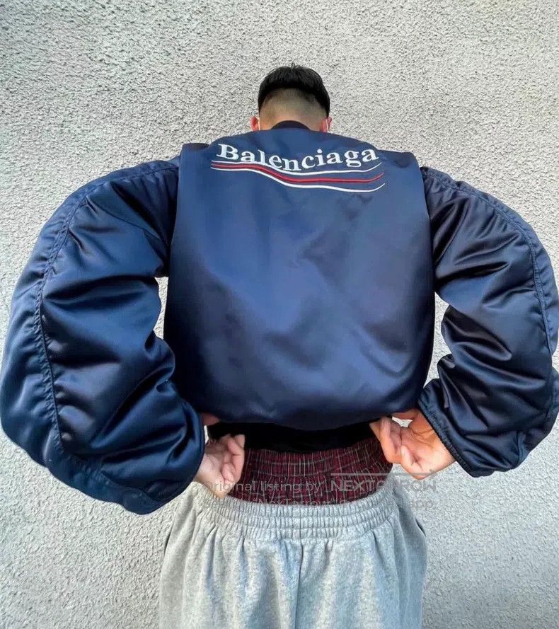 Balenciaga Balenciaga Wave Embroidered Jacket Size US S / EU 44-46 / 1 - 5 Thumbnail