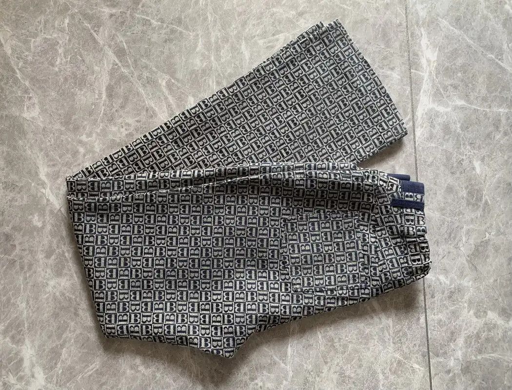 Burberry Burberry Color Block Cotton Casual Pants for Women Size 23" - 1 Thumbnail
