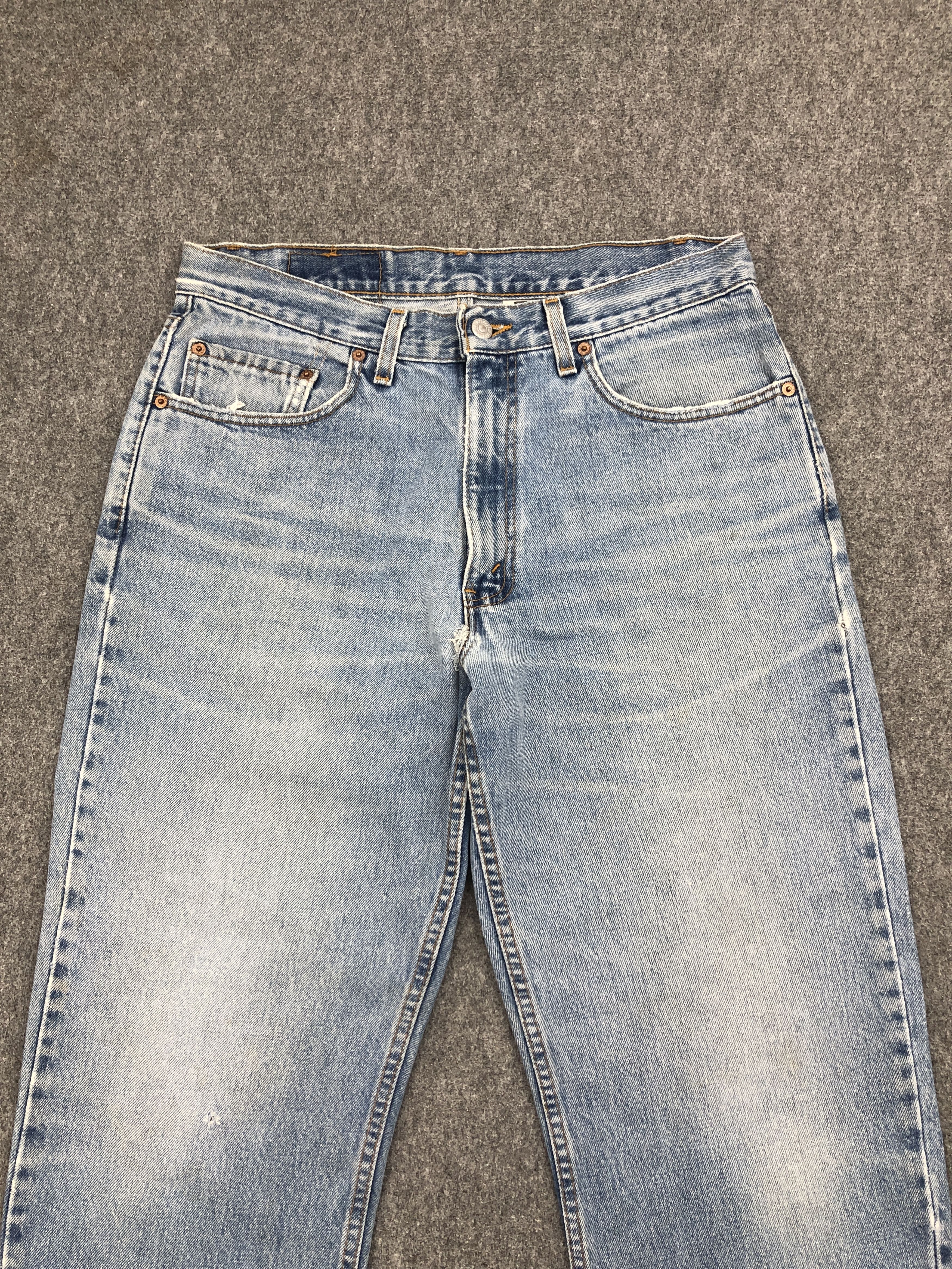 Levi's 90s Vintage Levis 550 Faded Blue Jeans 33x29.5 S0019 Size US 33 - 2 Thumbnail