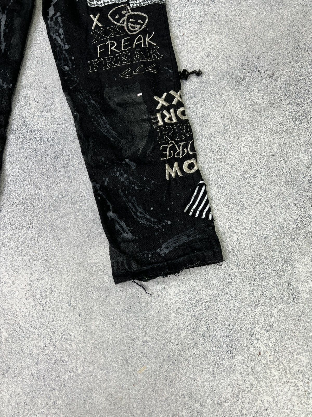 Designer × Japanese Brand × Vintage Vintage punk rock goth emo metal dark ripped crazy jeans Size US 40 / EU 56 - 21 Thumbnail
