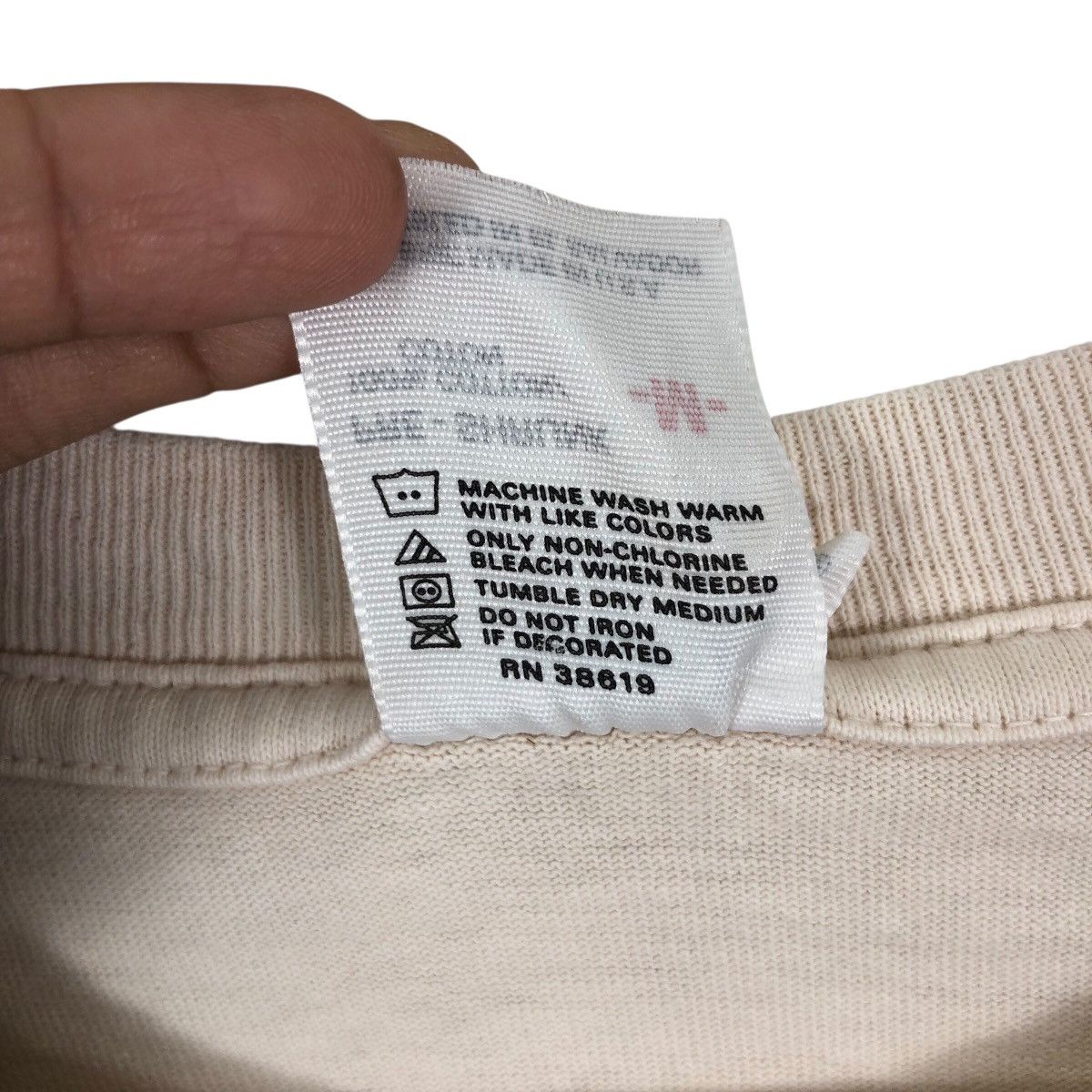 Vintage Vintage Human Natural Life T Shirt Size M Size US M / EU 48-50 / 2 - 8 Thumbnail