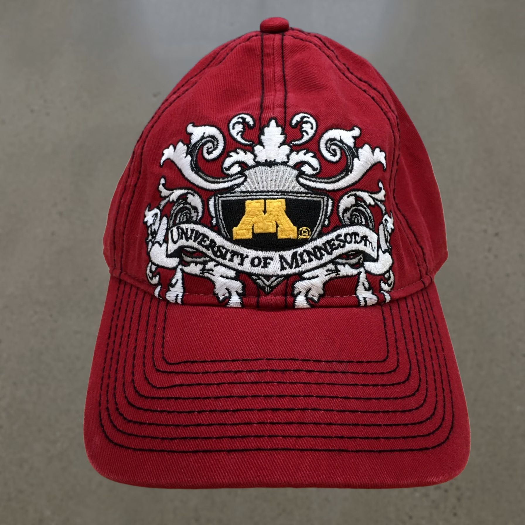 NCAA NCAA University Of Minnesota Baseball Cap Men Red OS Adjustable Embroidered Logo Size ONE SIZE - 1 Thumbnail