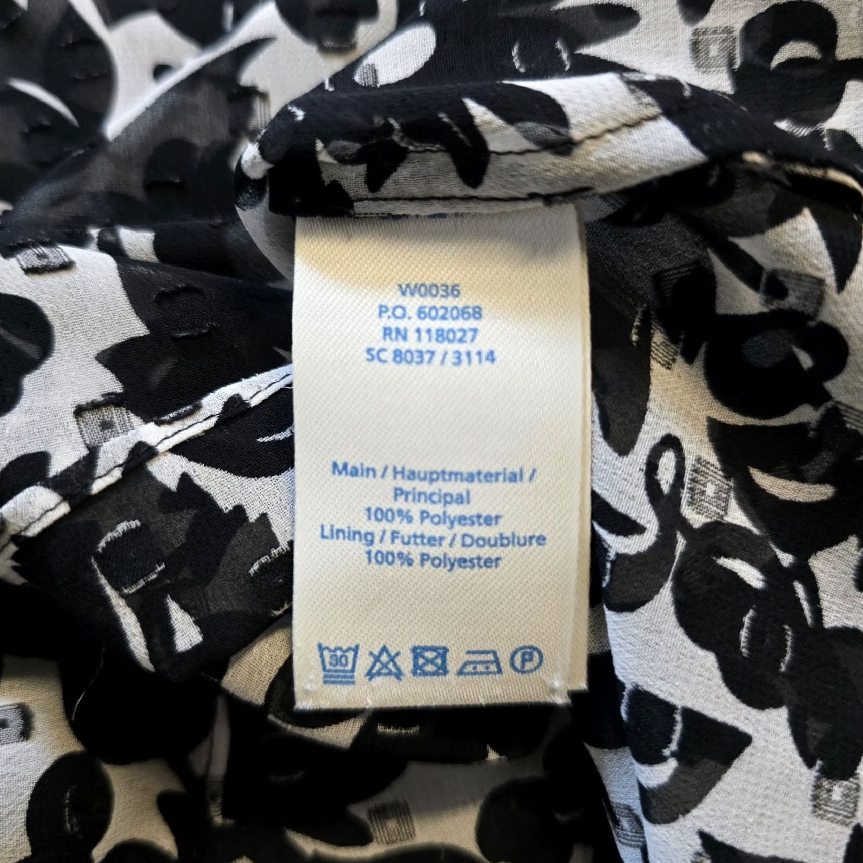 Boden Boden Top Women Size 6 Black White Floral Sheer Lightweight V Neck Casual Career Blouse Adults Womens Size M / US 6-8 / IT 42-44 - 7 Thumbnail