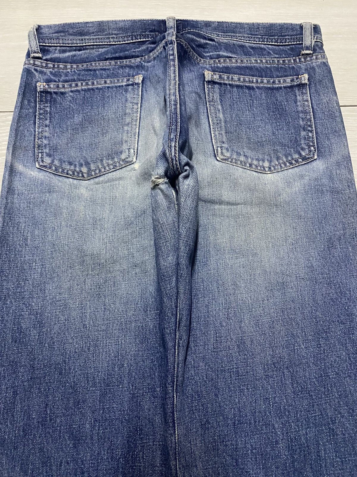 Japanese Brand Vintage Domingo Blue Wash Distressed Jeans Size US 30 / EU 46 - 4 Thumbnail