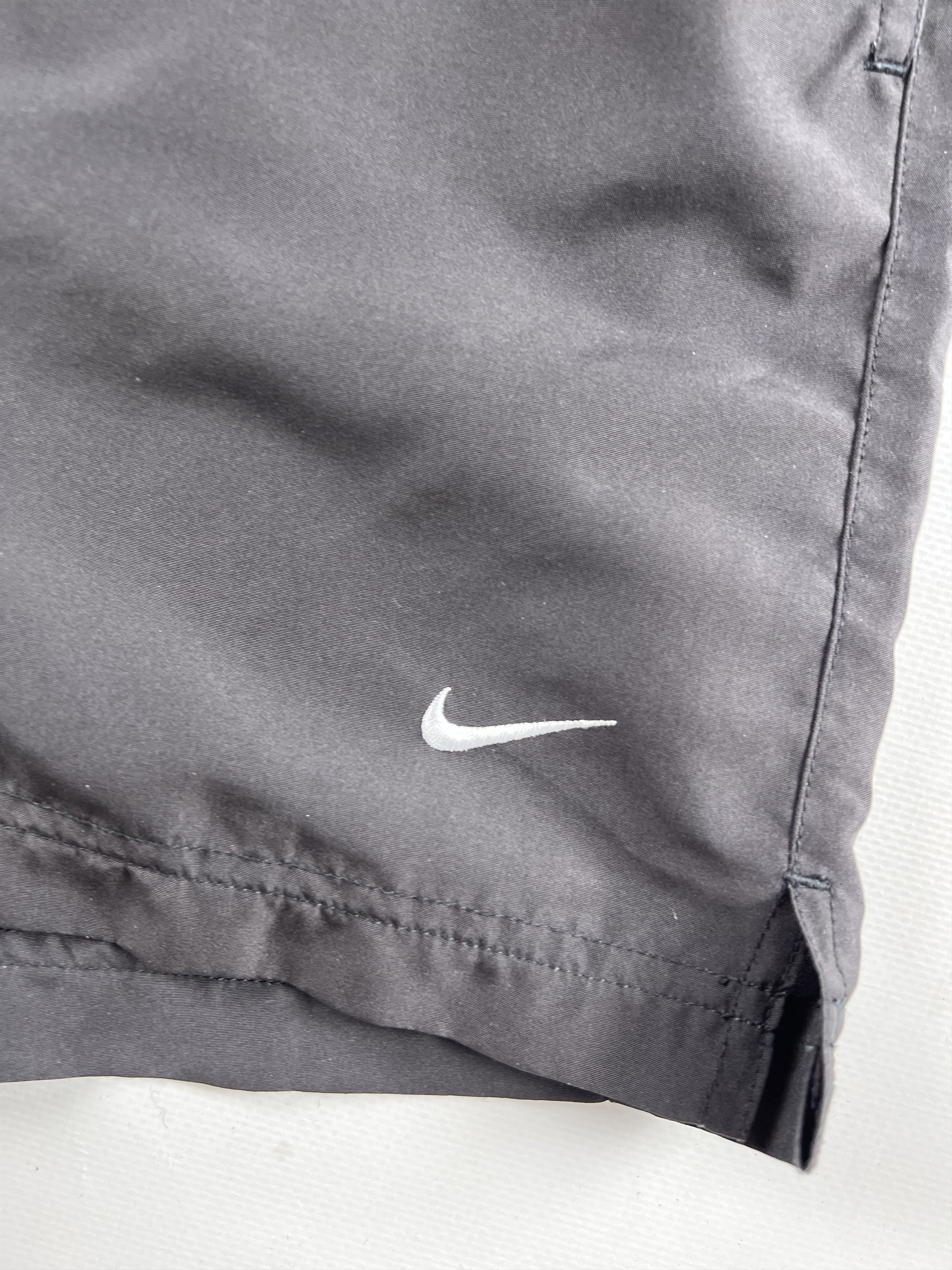 Nike × Vintage Vintage Nike Shorts L-XL Size US 36 / EU 52 - 2 Thumbnail