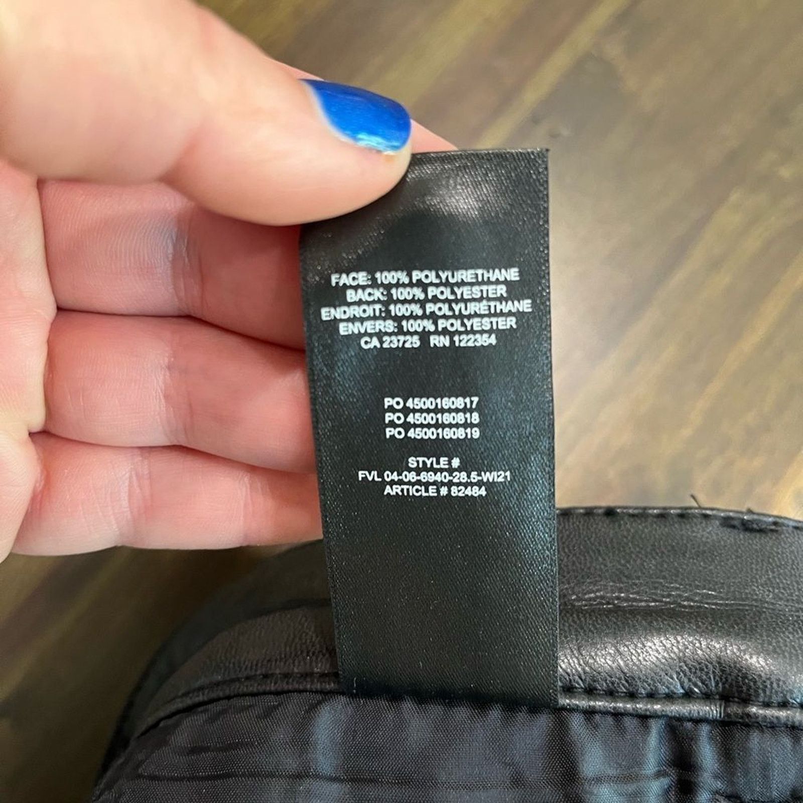 Vintage Wilfred Aritzia The Melina Vegan Leather Cropped Pants Sz 2 Size 26" / US 2 / IT 38 - 9 Thumbnail