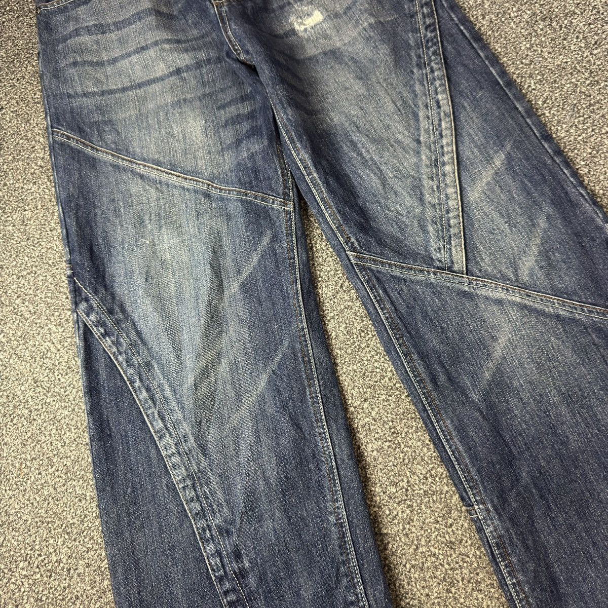 Who Decides War 🔥🇯🇵 Japanese Baggy Flared SYH Streetwear Wide Leg Denim Size US 35 - 4 Thumbnail