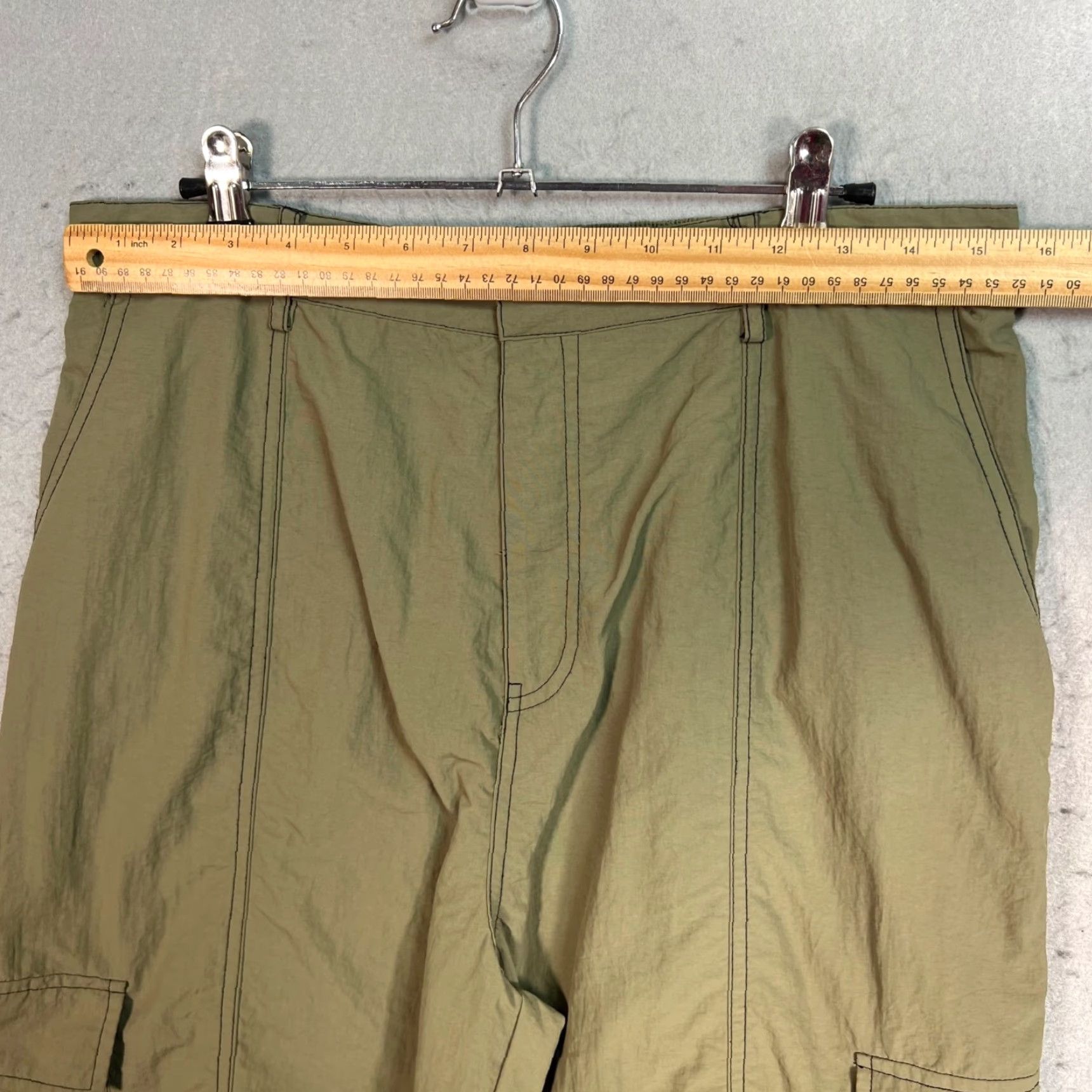 Olive Love Tree Womens L Wide Leg Cargo Pants Olive Green Drawstring Cuffs Size 36" / US 14 / IT 50 - 5 Thumbnail