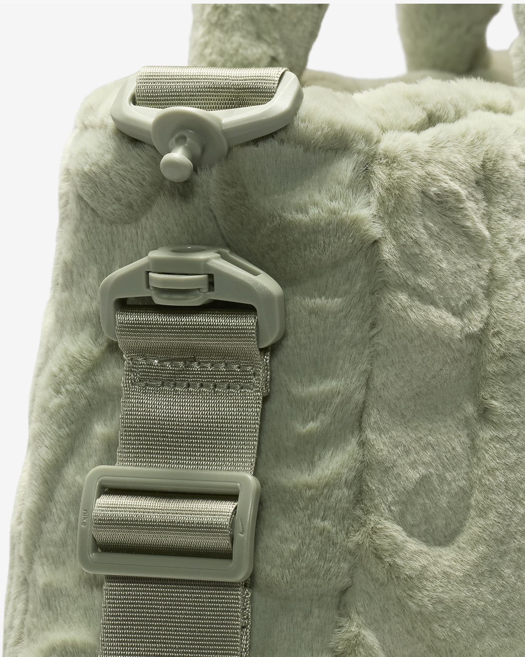 Nike Nike Sportswear Faux Fur Tote Bag Size ONE SIZE - 7 Thumbnail