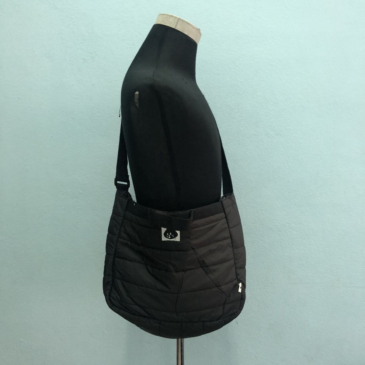 Tsumori Chisato ‼️YES‼️ NE NET NYA SURPRISE CAT BLACK PUFFER QUILTED SLING BAG Size ONE SIZE - 9 Thumbnail