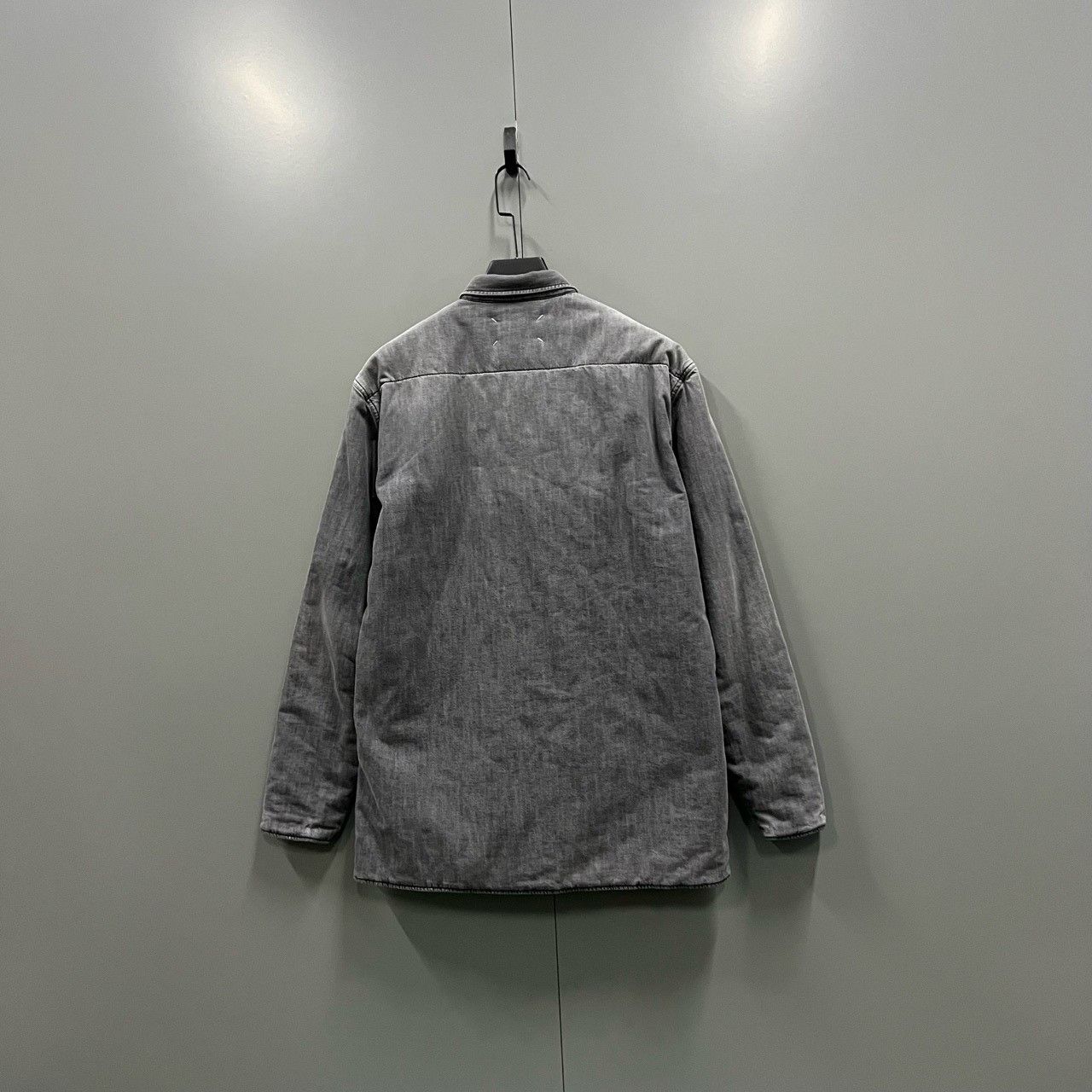 Maison Margiela Maison Margiela Size 39 Gray applique logo jacket size 39 2 Size US XXS / EU 40 - 2 Thumbnail