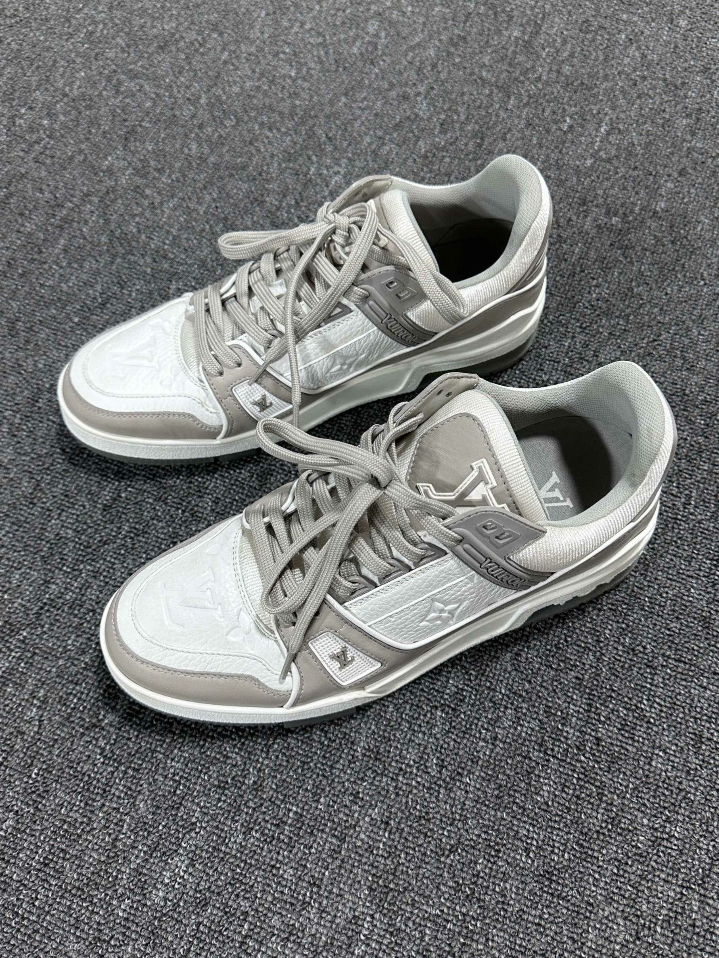 Louis Vuitton Louis Vuitton Training Denim White Lowtop Sneakers 8 Men Size US 8 / EU 41 - 1 Thumbnail