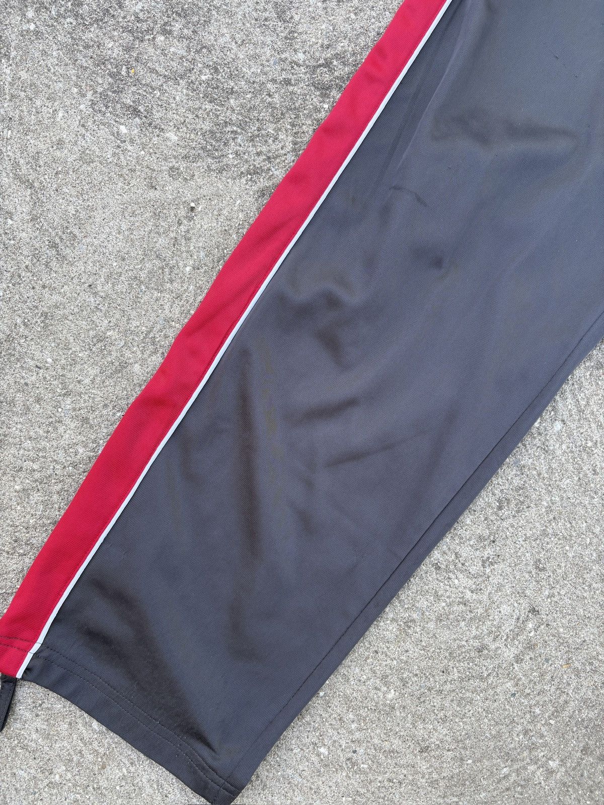 Vintage Vintage Sportswear Sweatpants Streetwear Large Grey Red Size US 34 / EU 50 - 4 Thumbnail