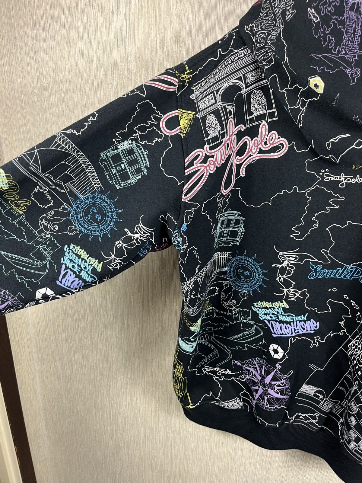 Southpole Vintage South Pole y2k all over print full zip hoodie baggy Size US XL / EU 56 / 4 - 20 Thumbnail