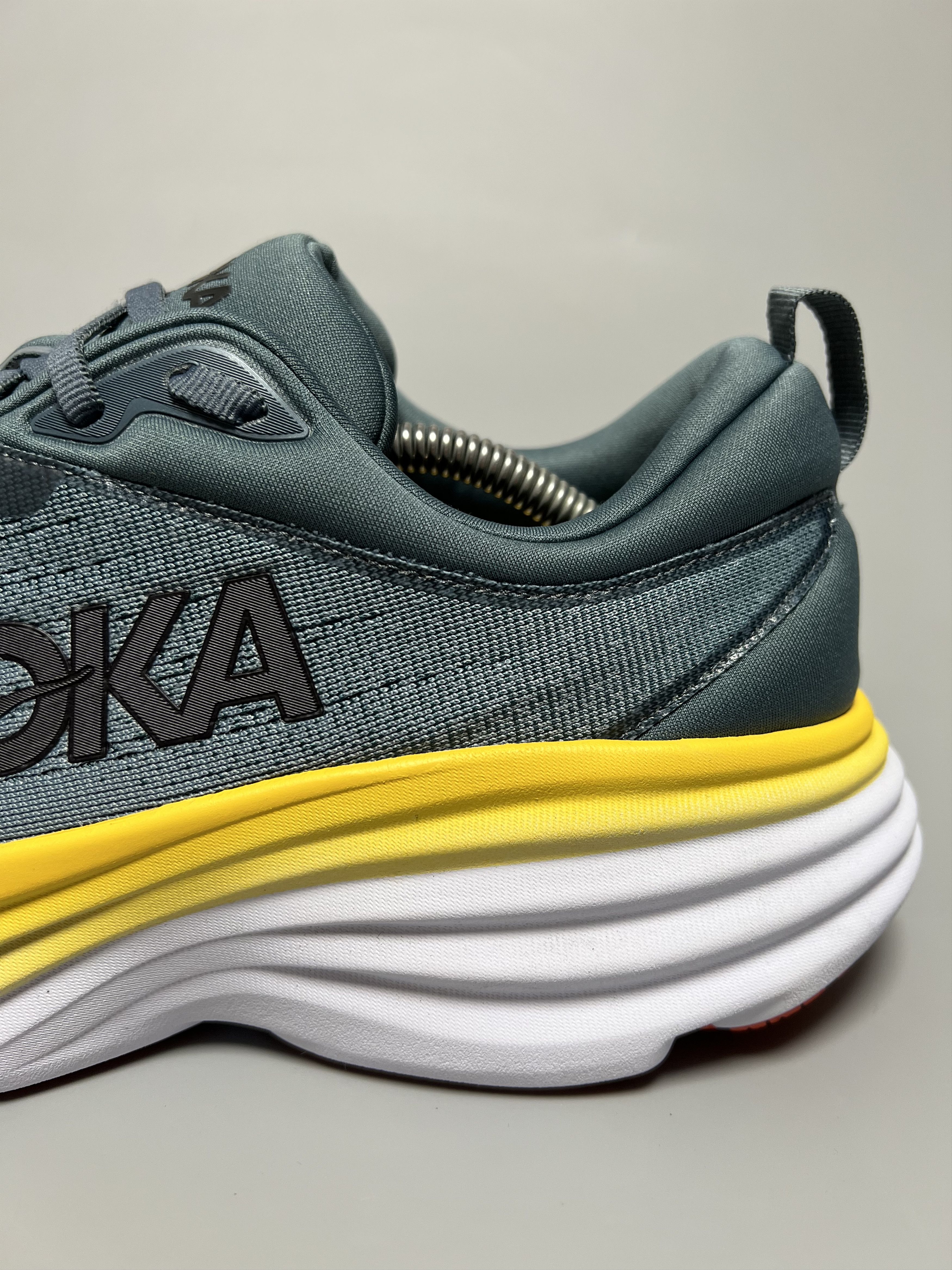 Hoka 10D Hoka One One Bondi 8 Running Shoes Gym Walking Size US 10 / EU 43 - 9 Thumbnail