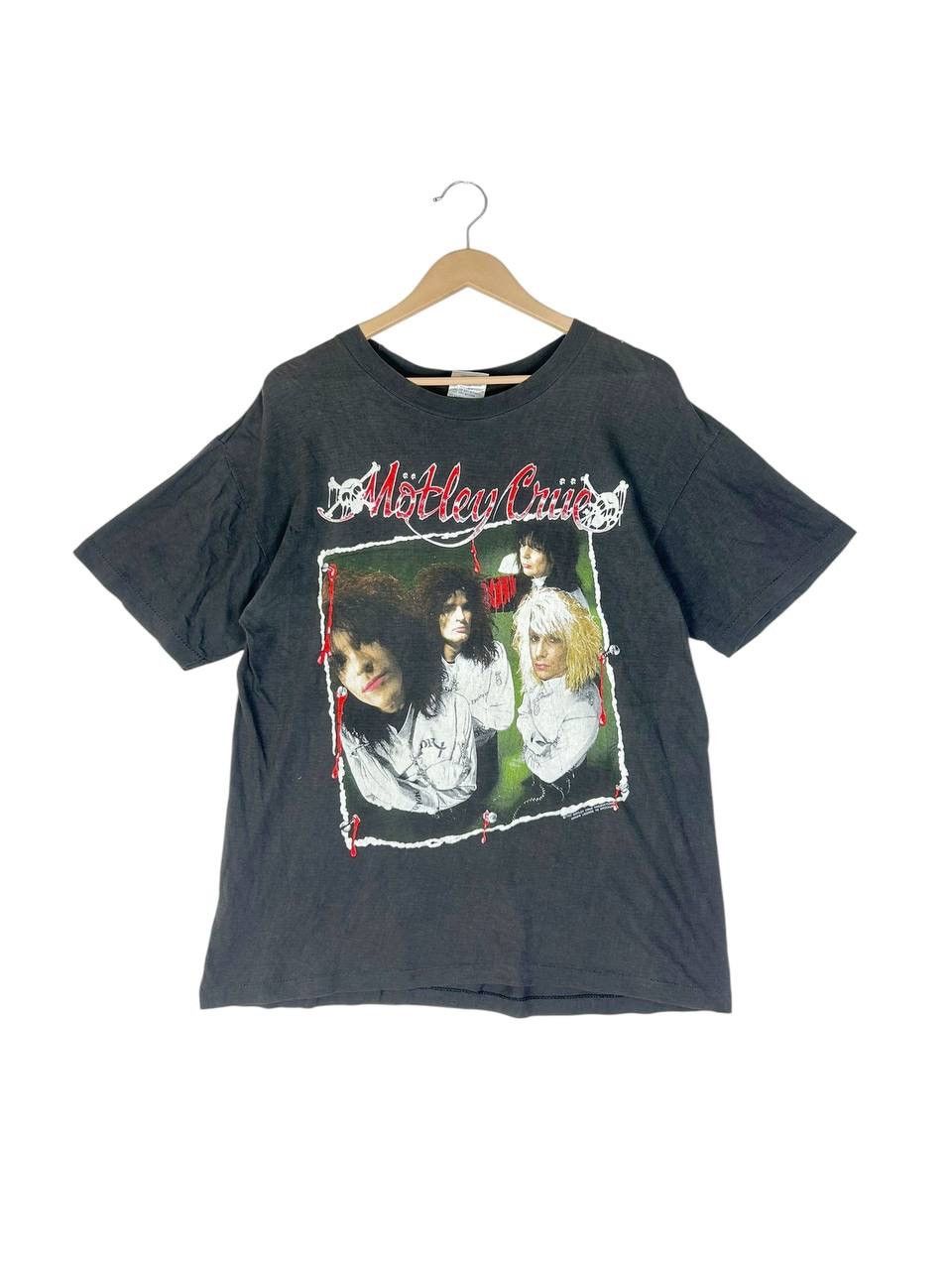 Vintage 80s Mötley Crüe “Dr. Feelgood” World Tour Tee