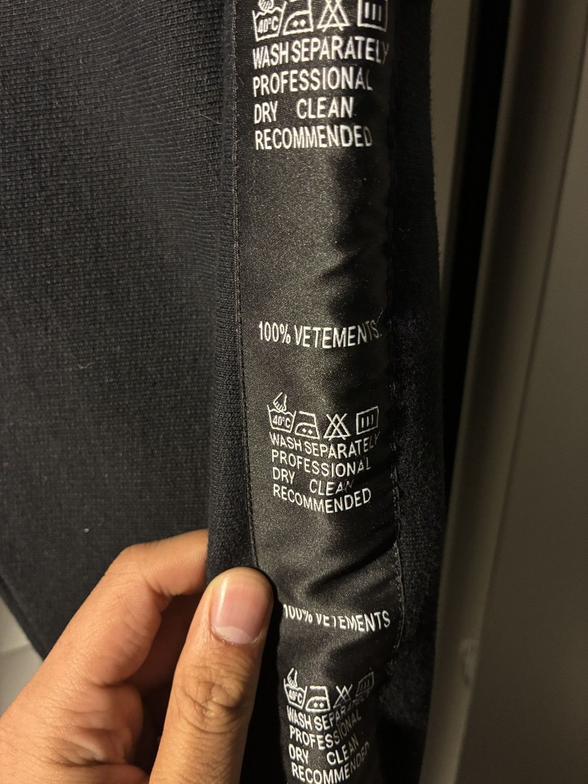Vetements Vetements Wash-tag Sweatpants Size US 30 / EU 46 - 2 Thumbnail