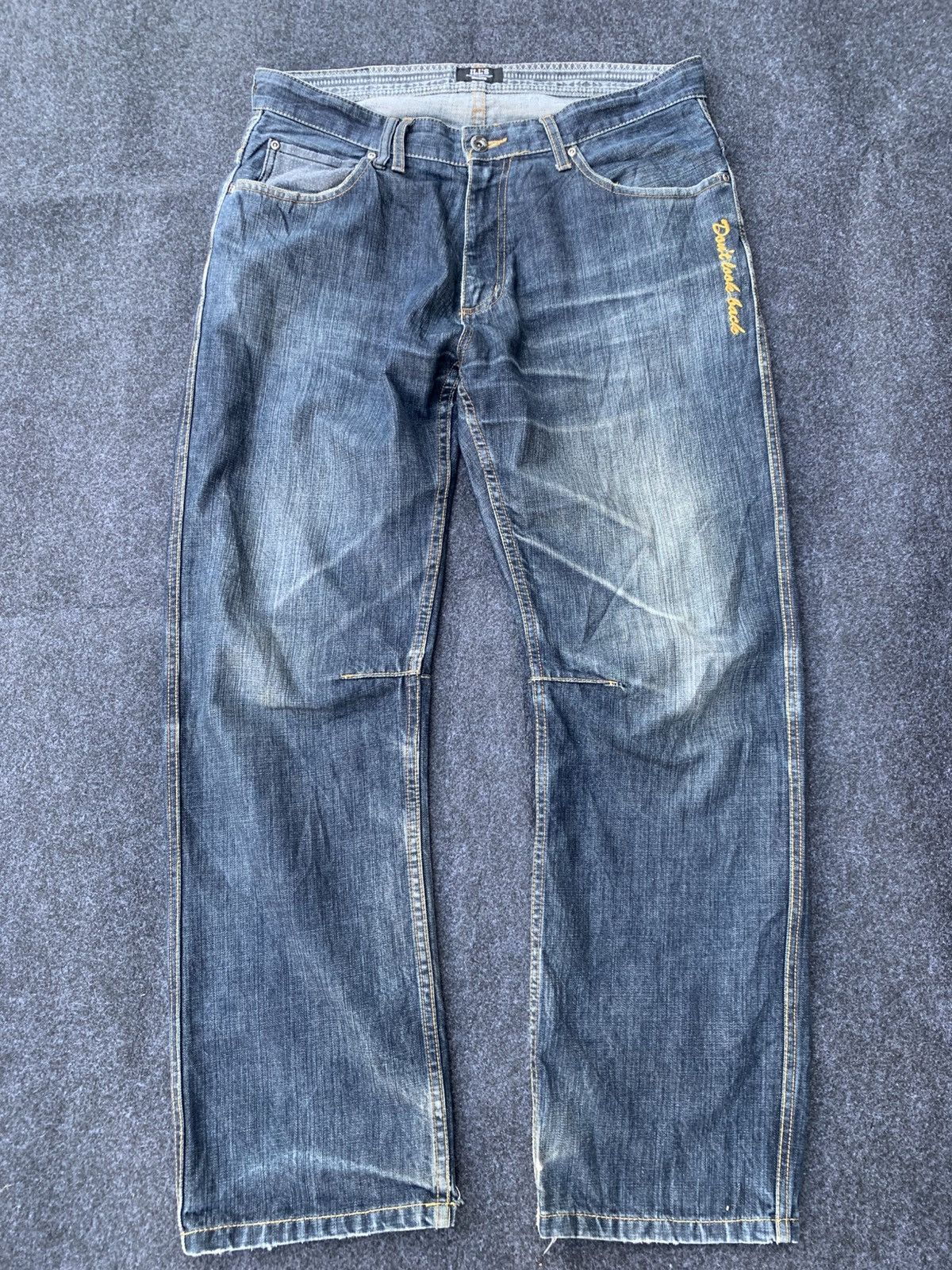 Japanese Brand VINTAGE ILL'S SATISFACTION JEANS. Size US 35 - 3 Thumbnail