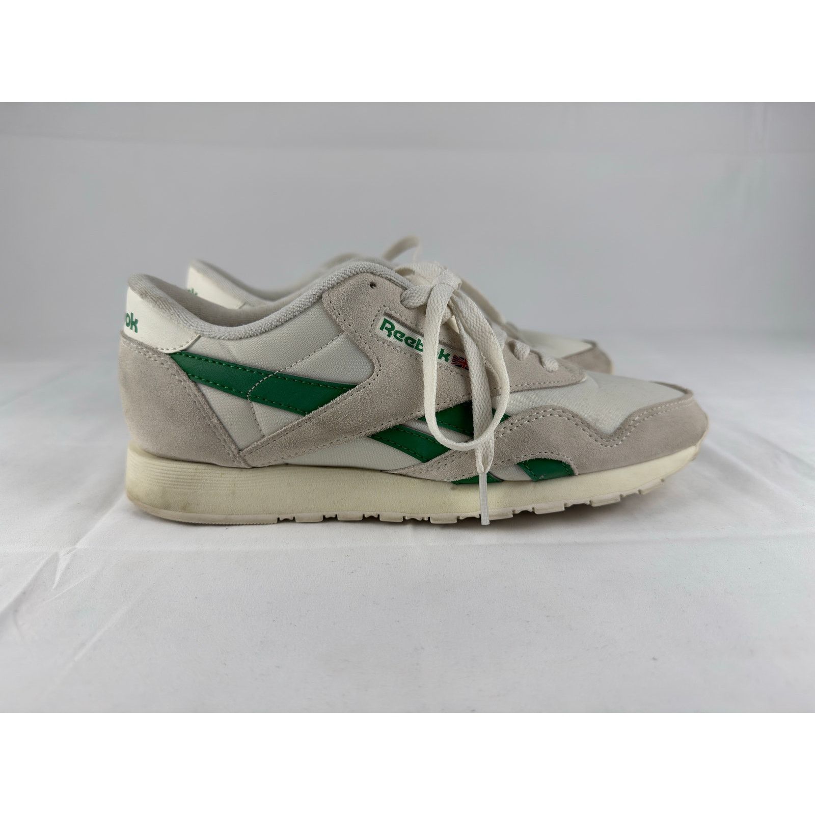 Reebok Reebok CL Nylon Chalk/Green GX8932 Running Shoes Men’s 8 Size US 8 / EU 41 - 5 Thumbnail