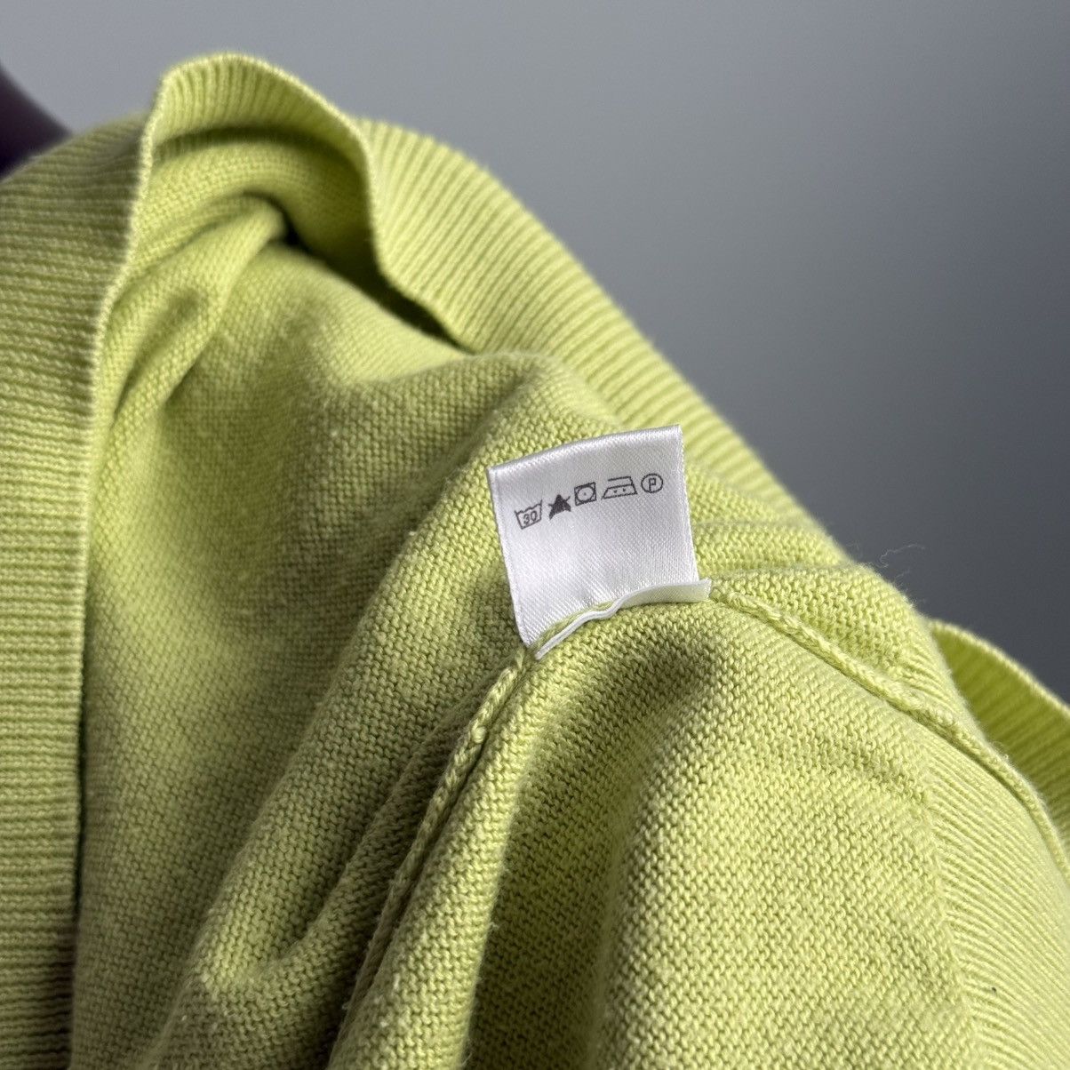 Loro Piana Loro Piana Lime Green Cotton V-Neck Sweater Size 50 Size US M / EU 48-50 / 2 - 13 Thumbnail