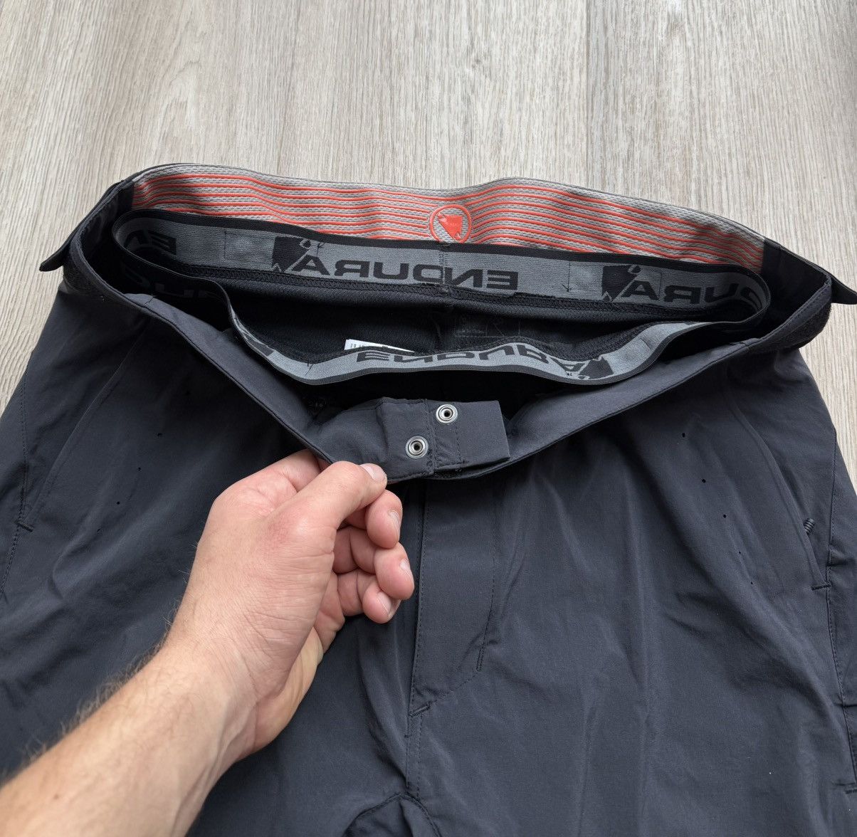 Vintage Endura x2 Foyle and Mesh Clickfast Liner S'track II Shorts Size US 36 / EU 52 - 7 Thumbnail