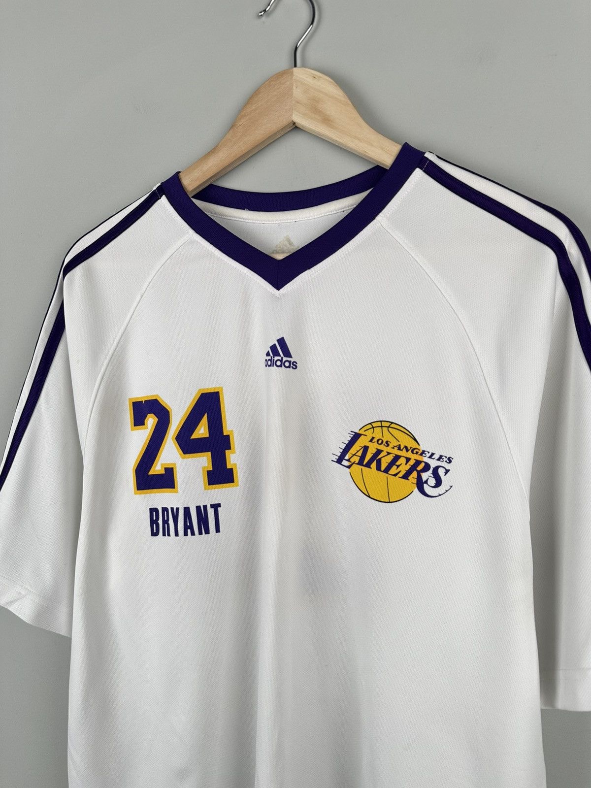 Adidas × NBA Adidas Kobe Bryant 2009 Jersey NBA La Lakers Size US M / EU 48-50 / 2 - 3 Thumbnail