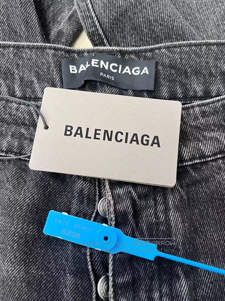 Balenciaga Balenciaga Solid Color Loose Straight Leg Denim Pants - Me Size US 33 - 4 Thumbnail