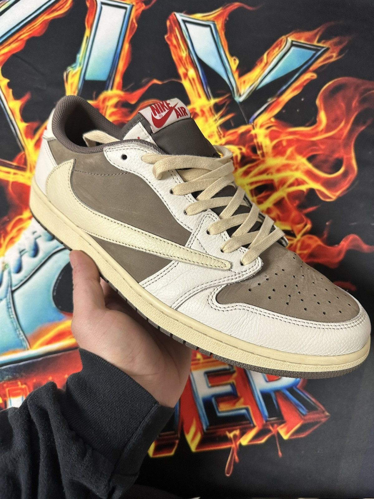 Travis scott low reverse mocha