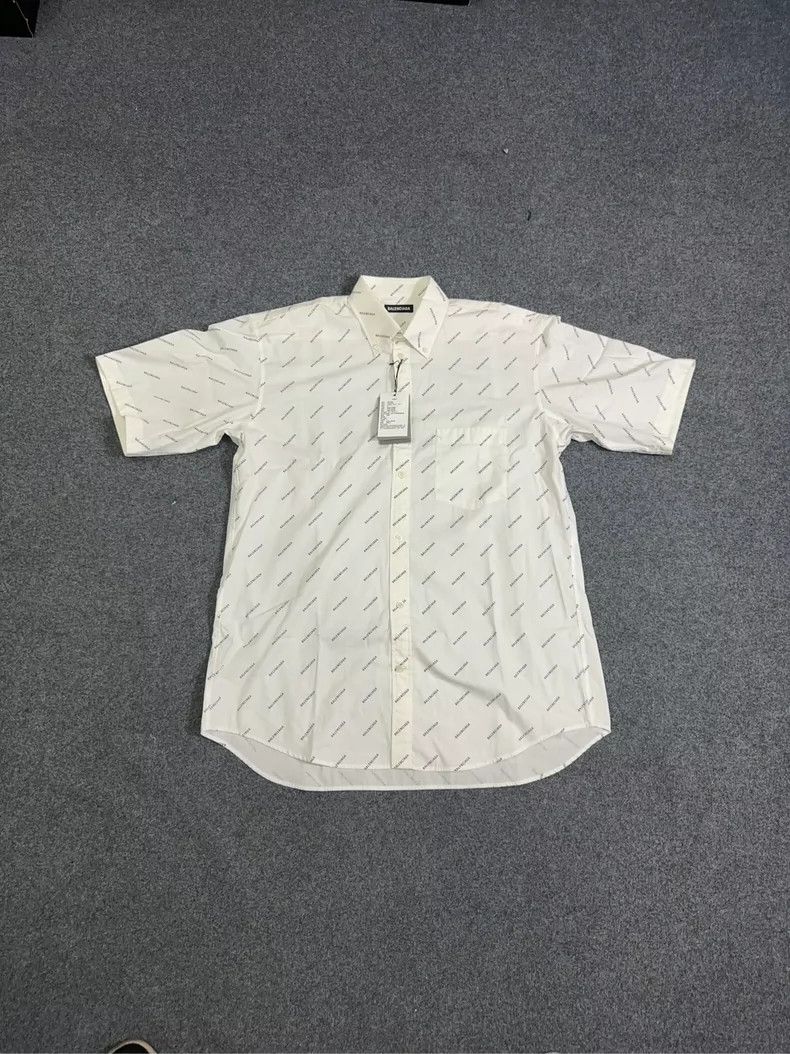 Balenciaga Balenciaga size 38 Full print shirt Size US XS / EU 42 / 0 - 3 Thumbnail