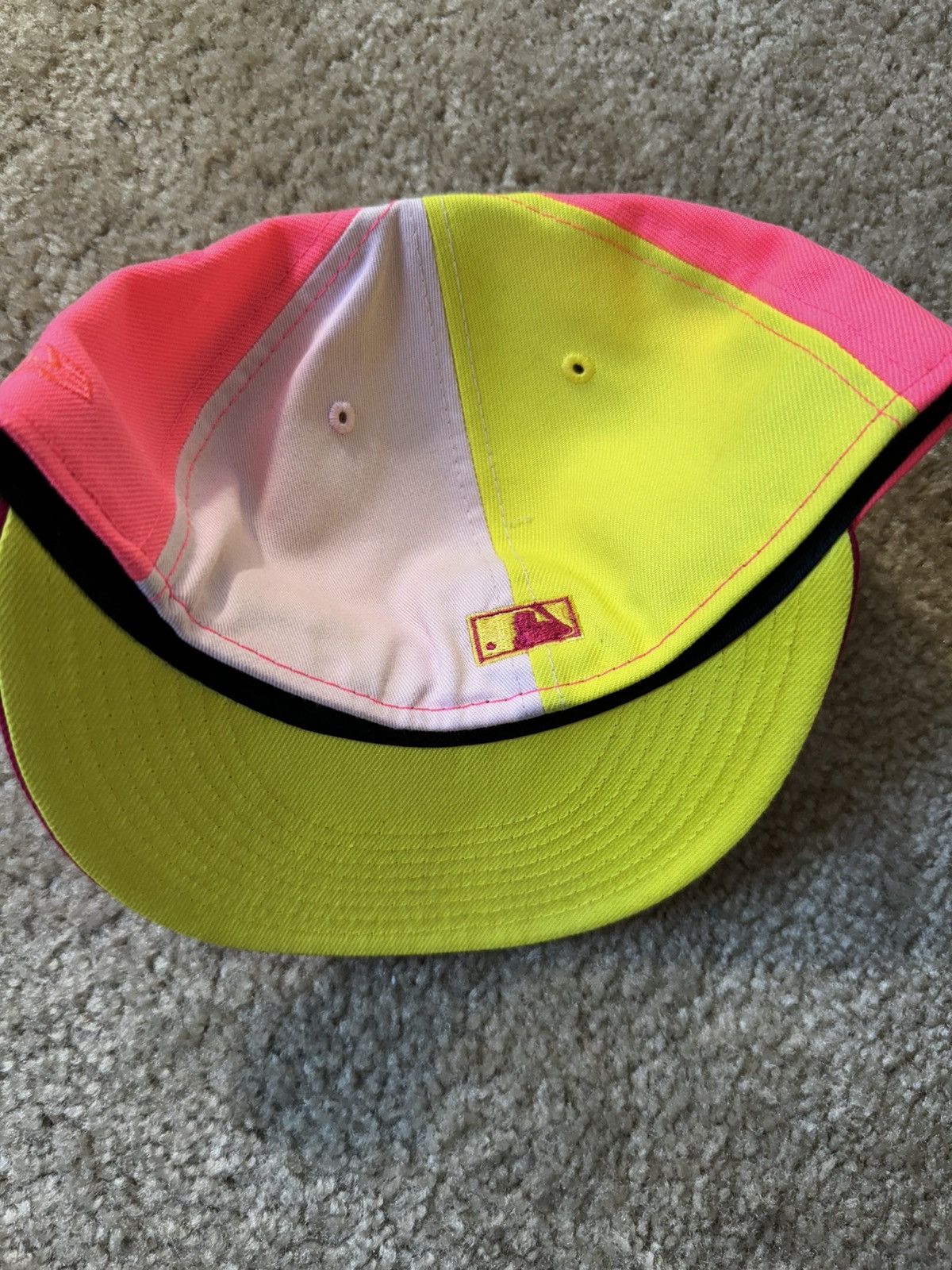 New Era Houston Astros Capsule Hats Pink Panther Exclusive 7 1/8 Size ONE SIZE - 3 Thumbnail