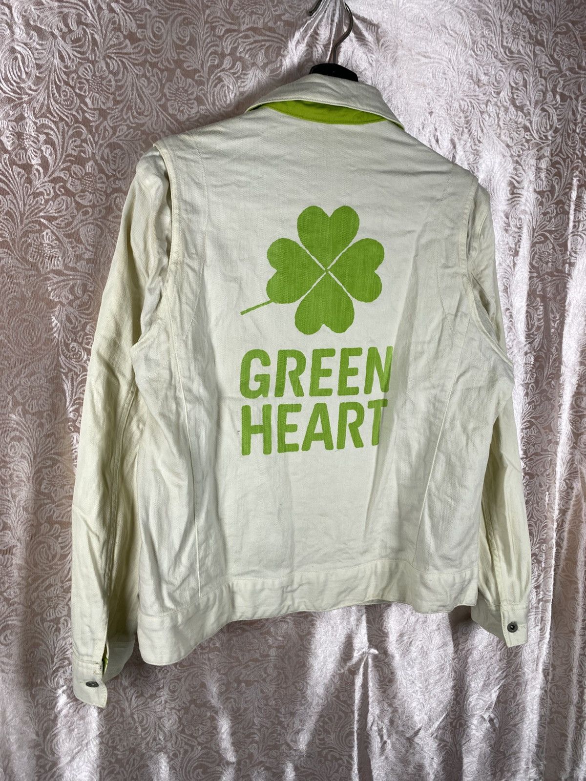 Vintage Vintage Green Heart White Denim Jacket Clover Graphic Size US M / EU 48-50 / 2 - 11 Thumbnail