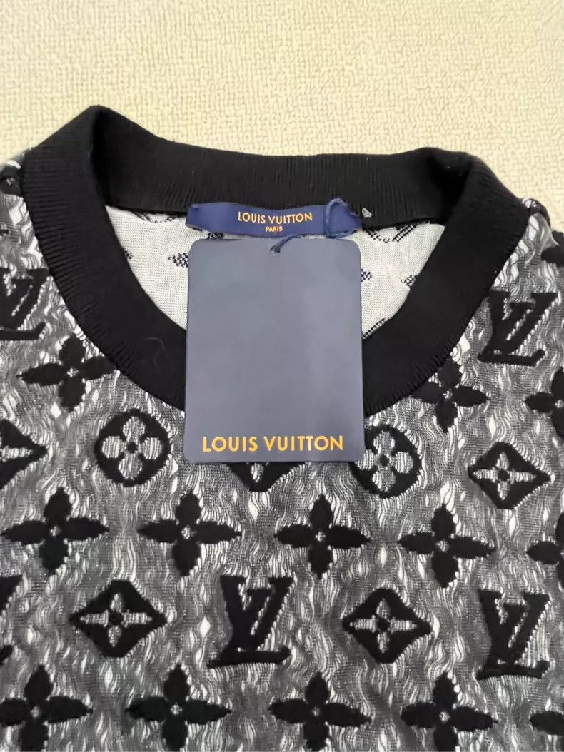 Louis Vuitton Louis Vuitton FW22 Logo Short Sleeve T -2505 Size US M / EU 48-50 / 2 - 3 Thumbnail