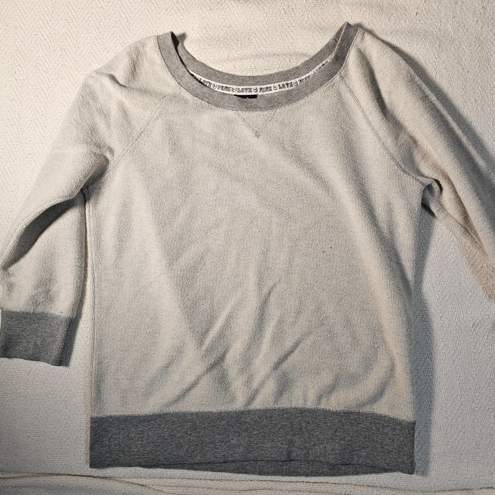 Victoria's Secret VINTAGE Victoria's Secret PINK Sweatshirt Heather Gray Crew Neck Inside Out Style M Women's, Gray, Casual, 90s? Size M / US 6-8 / IT 42-44 - 5 Thumbnail