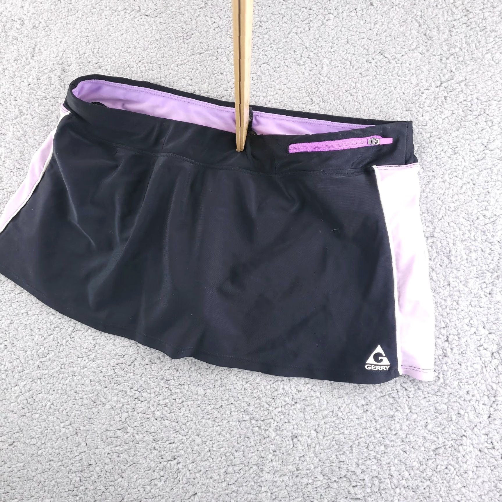 Vintage Gerry Shorts Women's Medium Black Purple Athletic Yoga Lined Running Short Size 32" / US 10 / IT 46 - 2 Thumbnail