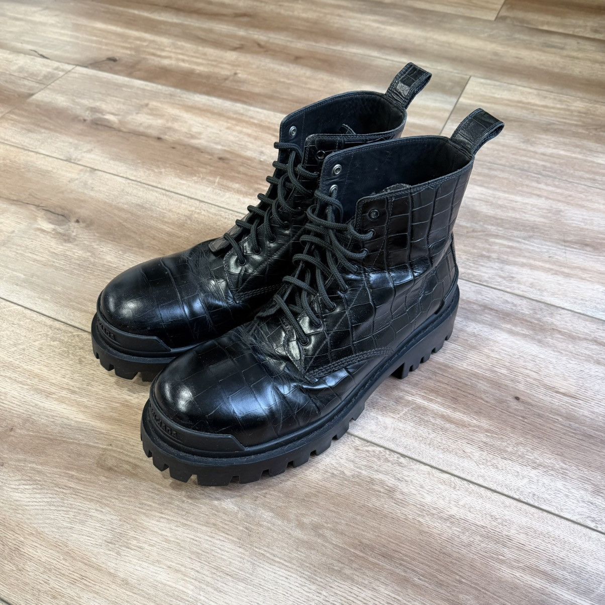 Balenciaga × Streetwear Balenciaga Strike Boot Croc skin Size 11 